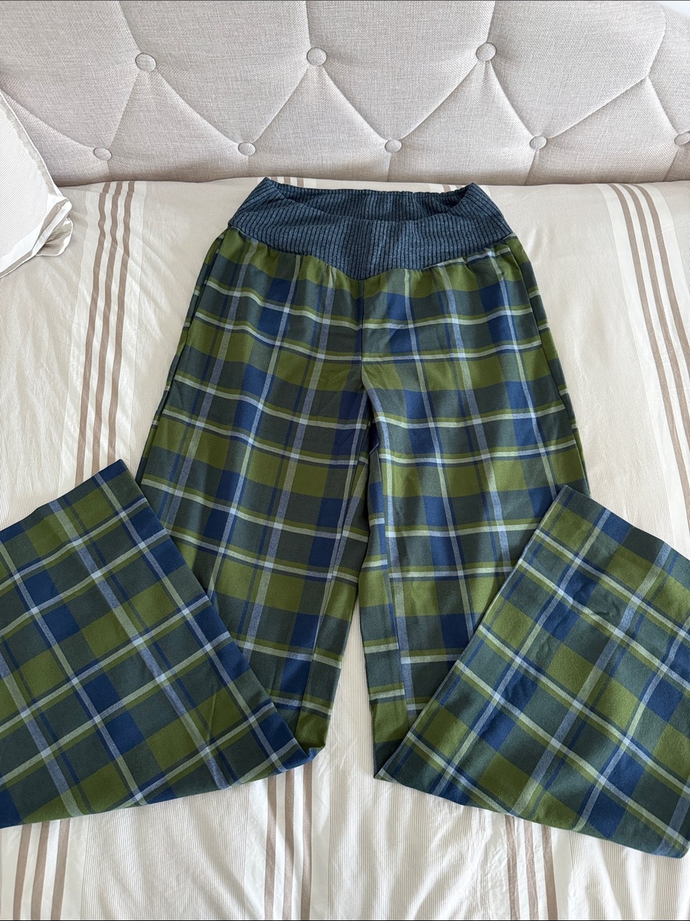 Green & Navy Plaid Flowy Wide-Leg Trouser Pants